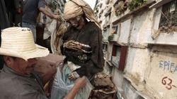 Guatemala'da parası ödenmeyen mezarlıklar boşaltılıyor