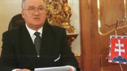 Slovakya'nın ilk Cumhurbaşkanı Kovac öldü