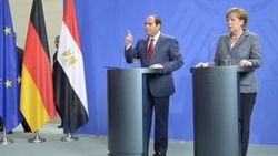 Sisi'yi protesto eden gazeteci vatandaşlıktan atılabilir