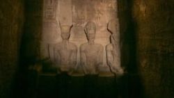 Mısır'da 2. Ramses'e güneş vurdu