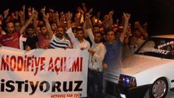 Konya'da modifiyeli araç sahipleri eylem yaptı
