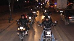 Kocaeli’de 300 motorcu şehitler için yollara çıktı