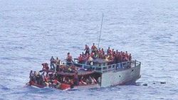 500 mülteciyi taşıyan gemiyi batırıp kaçtılar