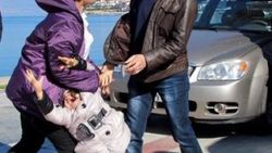 Çeşme'de lastik botta 44 Suriyeli mülteci yakalandı