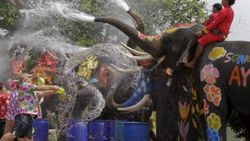 Myanmar'da su festivalinde 258 kişi öldü