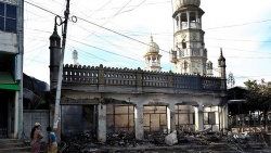 Myanmar'da şiddet tırmandı : 1 ölü