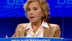 Nazlı Ilıcak'tan Meclis'te başörtüsü yorumu