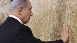 Netanyahu seçim zaferini Ağlama Duvarı'nda kutladı