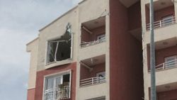Niğde’de uçan çatı eve girdi