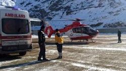 Nisanur bebek iki helikopterle hastaneye yetiştirildi