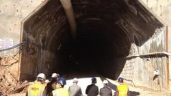 Limak İnşaat tünel kazısını tamamladı
