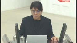 Leyla Zana yemin etti