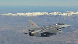 Irak'ın kuzeyinde 12 hedef imha edildi