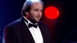 O Ses Hasan'ın seçim şarkısı - izle