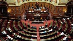Fransa'da OHAL kararı Senato'dan geçti