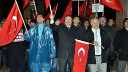 Yasa dışı dinleme operasyonunda 18 polis serbest