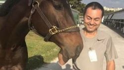Serdar Ortaç atçılık sporuyla ilgilenmeye karar verdi