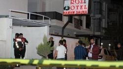 Antalya’da silahlı otel baskını: 2 yaralı