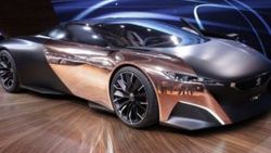 Peugeot Onyx araba tutkunlarını adeta büyüledi
