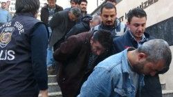 Ameliyata diye oto hırsızlığına gidiyorlarmış