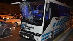 Otobüslerin sollama yarışı kaza getirdi