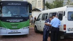 İzmit'te halk otobüsü şoförü minibüs şoförünü vurdu
