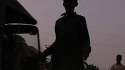 Pakistan'da kanlı baskın: 20 ölü