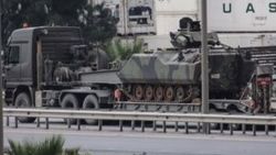 Suriye sınırındaki birliklere 80 paletli gönderildi