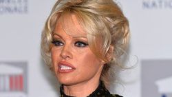 Pamela Anderson'dan Fransa'ya kaz ciğeri tepkisi