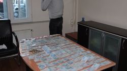 Dilencinin üzerinden 12 bin lira çıktı