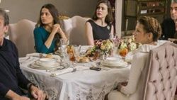 Paramparça dizisi Muhteşem Yüzyıl'ın rekorunu kırdı