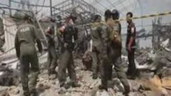 Tayland'ta 4 bomba eşzamanlı patladı