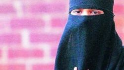 Hollanda'da yüzünü açmayan kadının sosyal yardımı kesildi