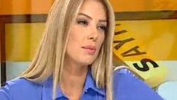 Petek Dinçöz sapık hayranlarından yana dertli - İzle