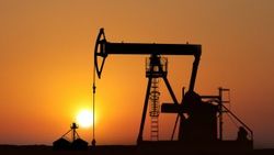 Türkiye'nin petrol ithalatı azaldı