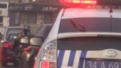 Beyoğlu'nda polise silahlı saldırı