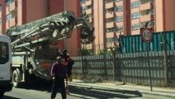 Polis lojmanlarına beton duvarlı önlem