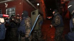 İstanbul'da uyuşturucu tacirlerine şafak operasyonu