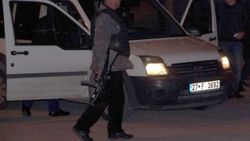 Gaziantep'te polis müdürünün aracına silahlı saldırı