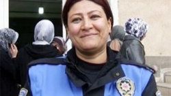 Kadın polisin erkek amirine isyanı