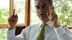 FETÖ’den aranan profesör yakalandı