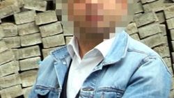 Otobüste yanında oturan genç kızı taciz etti