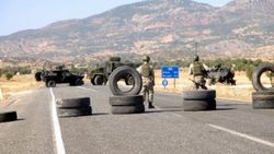 Diyarbakır-Bingöl karayolu trafiğe kapatıldı