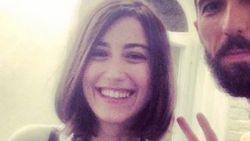 Hazal Kaya yeni imaj yaptı