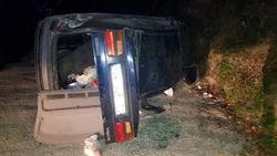 Gümüşhane'de yayladan dönen otomobil takla attı