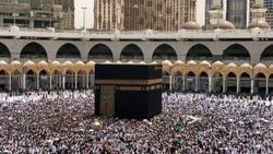 Suudi Arabistan'dan Yemenlilerin umre yapmasına onay
