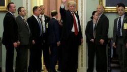 Trump FED başkan adaylığı için Cumhuriyetçilerle görüştü