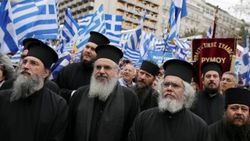 Atina’da Makedonya protestosu