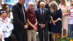 Tarık Akan mezarı başında anıldı