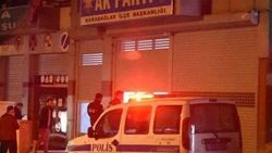 İzmir'de AK Parti ilçe binasına saldırı